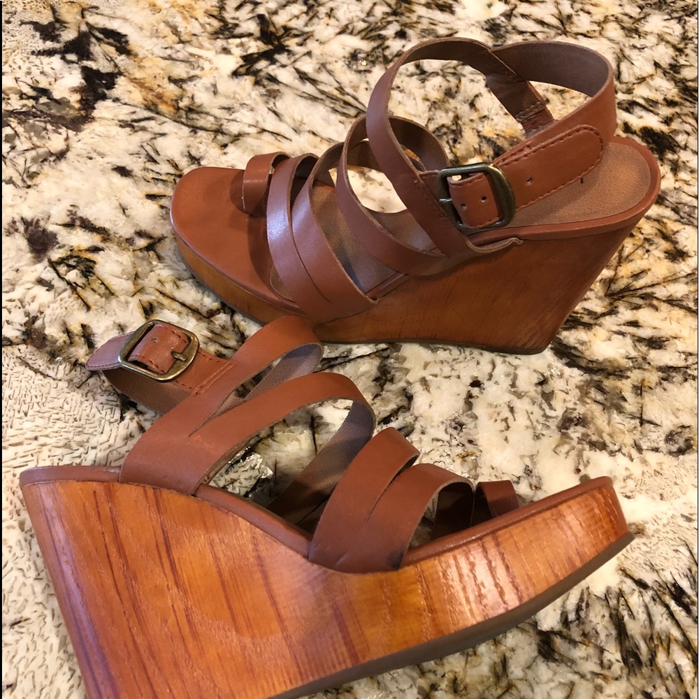 Lucky 🍀 Wedges!